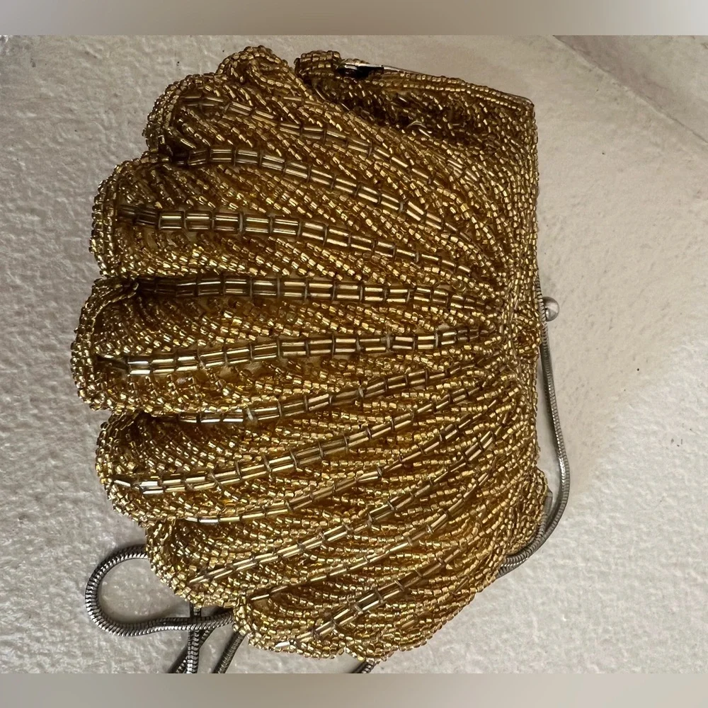 N/A gold beaded